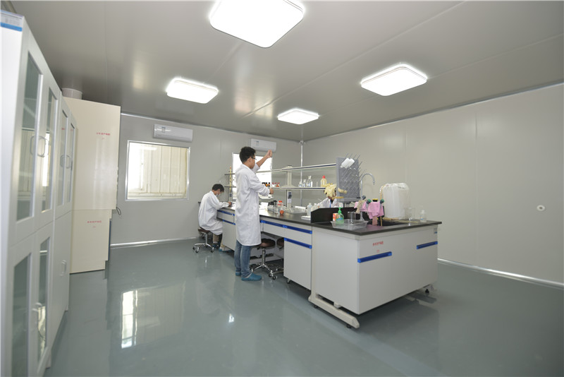 水質(zhì)分析檢測(cè)室